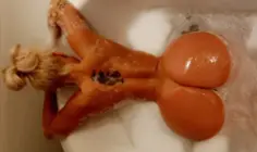 Shower Twerking