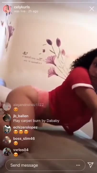 Slim Thick Ebony Twerking