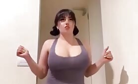 pawg in grey bodysuit twerking in hallway mirror