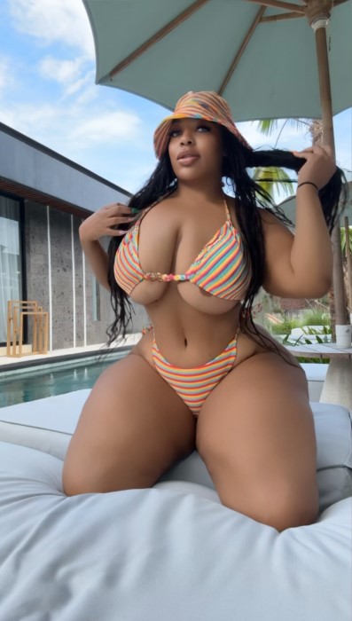 Miss Joi Amour